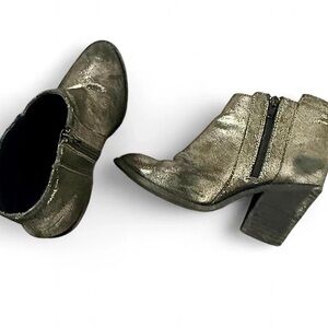 Kelsi Dagger Shimmering Silver Heeled Boots